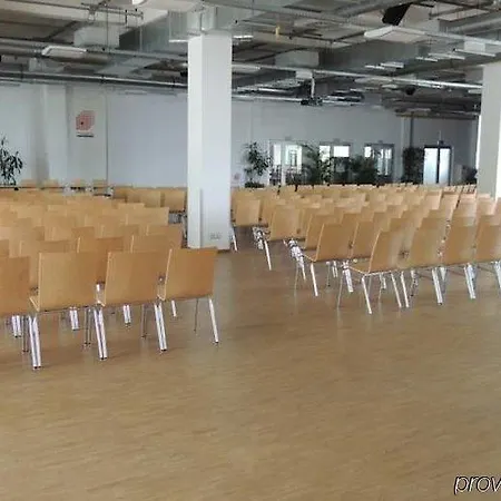 Aaa Budget 3* Кёльн