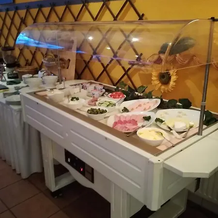 Aaa Budget 3* Кёльн