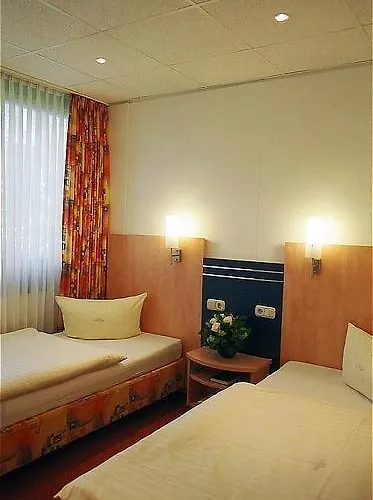 Aaa Budget Hotel Keulen