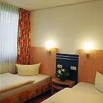 Aaa Budget Hotel Colonia